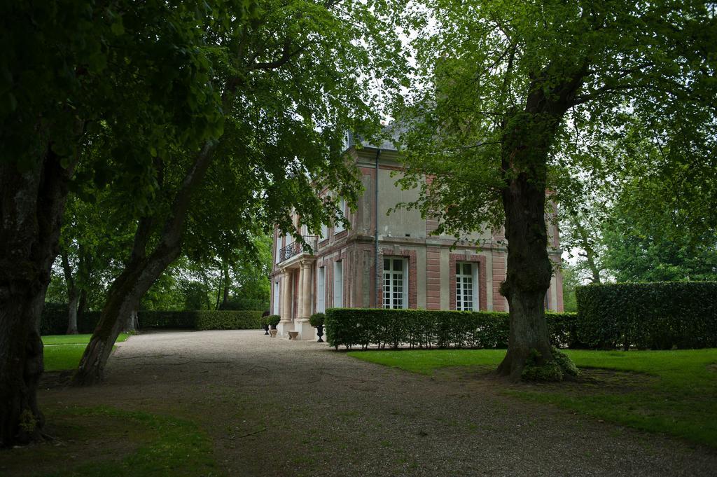 Hotel Chateau De Maillot Bonneville-la-Louvet Exterior foto